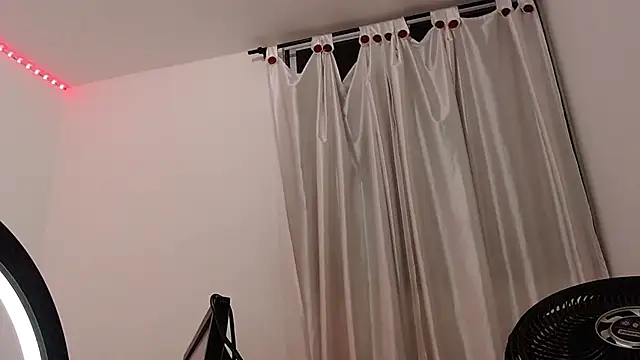 Karljensen33 webcam