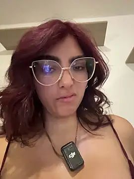 Watch MartinaSooler live on EroticFlix - High definition streams