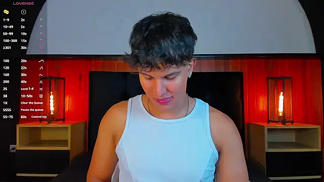 Leo_Savage_ webcam