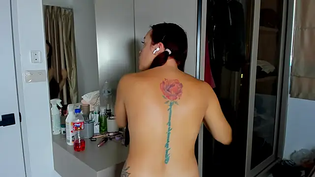 stellaa_quenn webcam