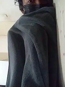 loveofpetitegirls34 webcam
