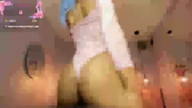 _AdharaSkinny webcam