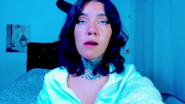 LannieGonzales webcam