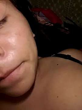 AishaYeleth webcam