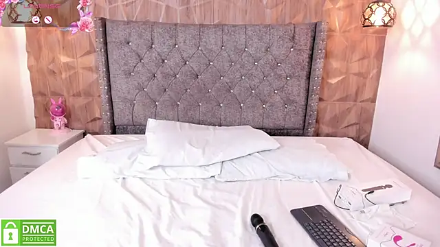 Rose__Evans__ webcam