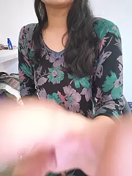 zoya_baby_ webcam