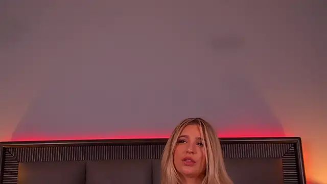 Ivy_Noirr webcam