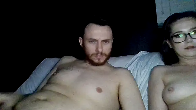 Cloudyydayzz webcam
