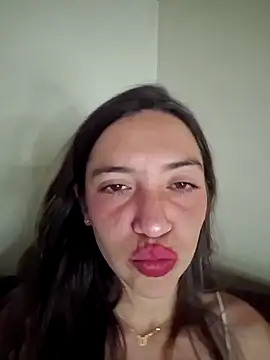 loveuu-bae webcam