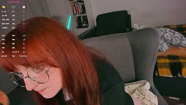 Alice_CutePerv webcam