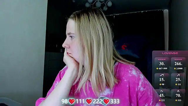 Olivia_Munk webcam