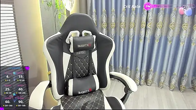 Naughty___asian webcam