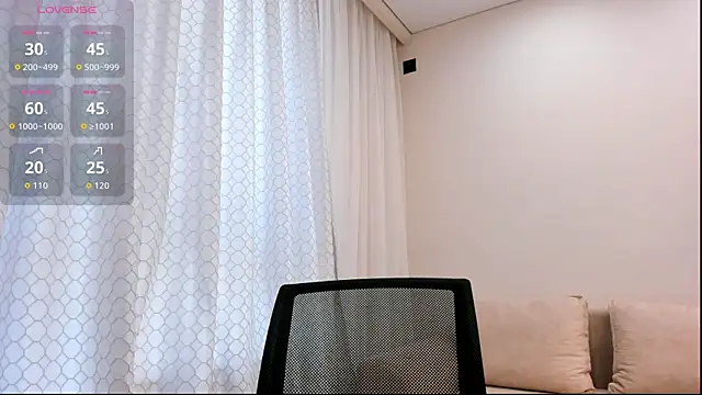 Zoe_klarxxx live cam on StripChat