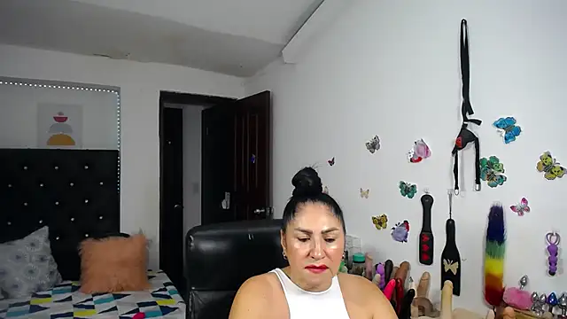 mature_bigboobs10 webcam