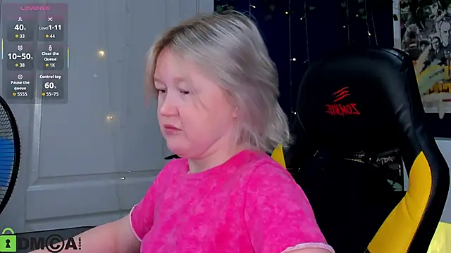 Sara_Robinson webcam