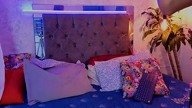 july_quinzel webcam