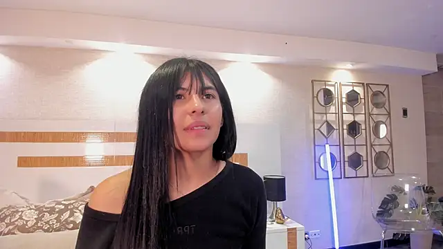 Violettaa_Stone webcam