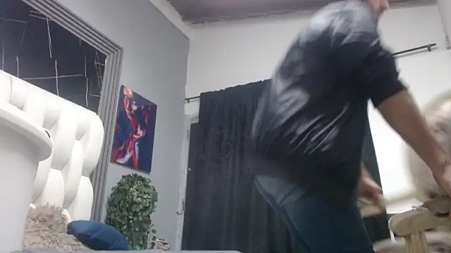 aaron_jones_1 webcam