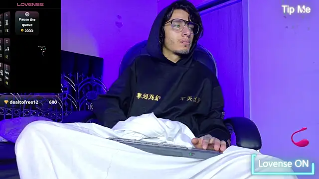 Vergil_Noir_ webcam