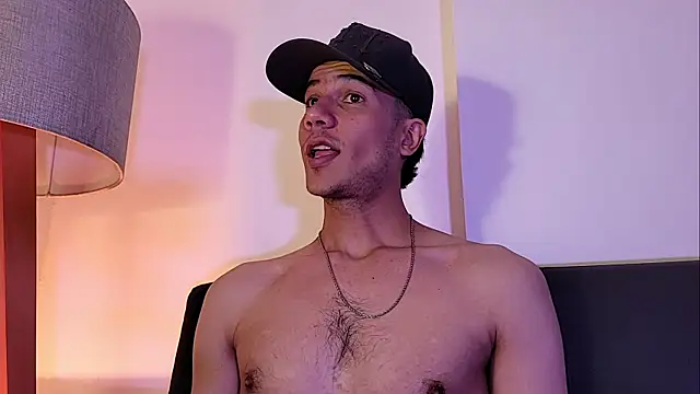 Derek_stud_ webcam
