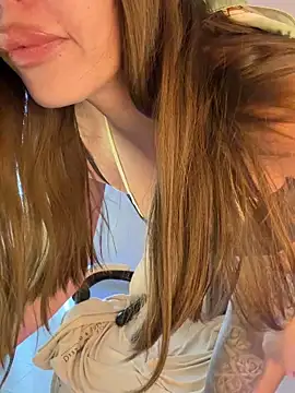 julia_fly webcam