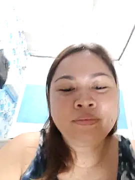 Sweetlorie_83 webcam
