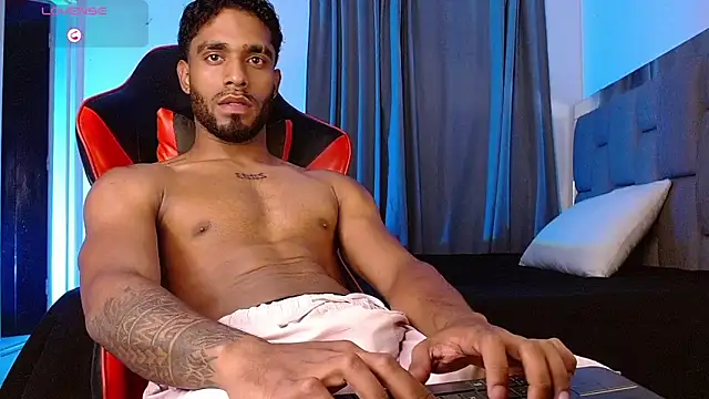 Christian_thor live sex cam