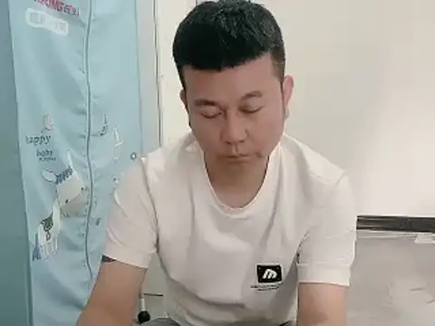 zzj_4718 webcam
