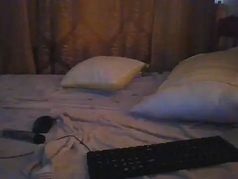 sweet_naughty webcam