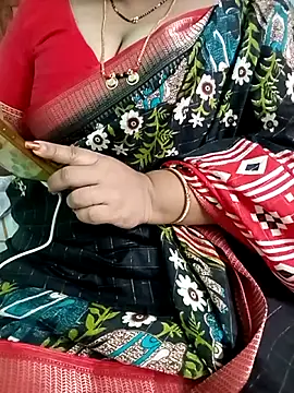 your-sameera live cam on StripChat