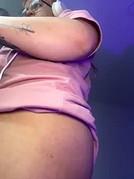 Sophia_Weest99 webcam