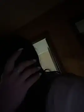 Naughtbaby_2025 webcam