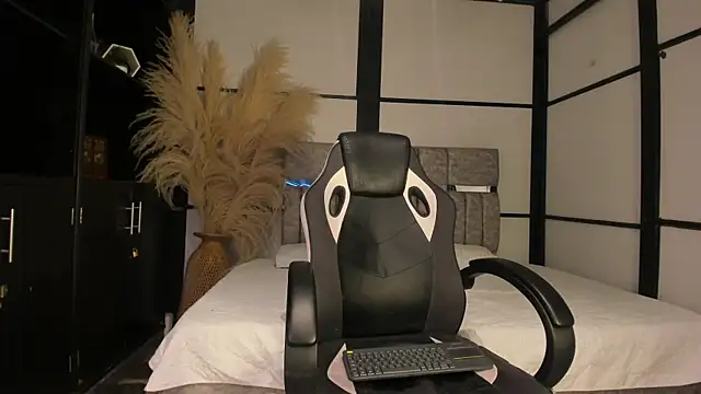 JessicaTyler_ webcam