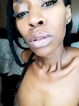 chocolatehotwife webcam