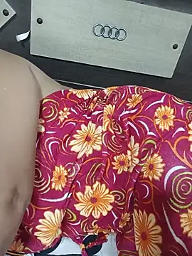 DipaliAliya webcam