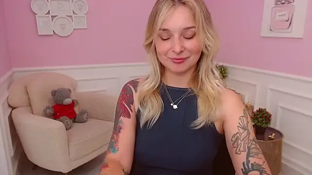 LilFleurish webcam