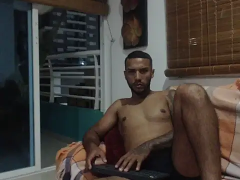 BlackWolfOficial webcam