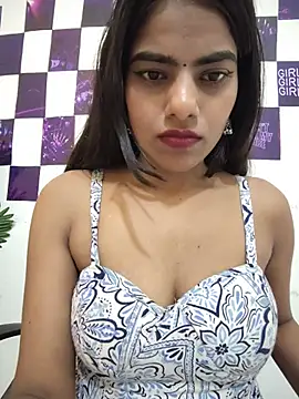 Alisha_Babyy webcam