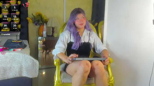 VeronikaBloom_ webcam
