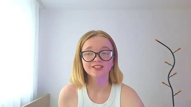 StellaBunny webcam