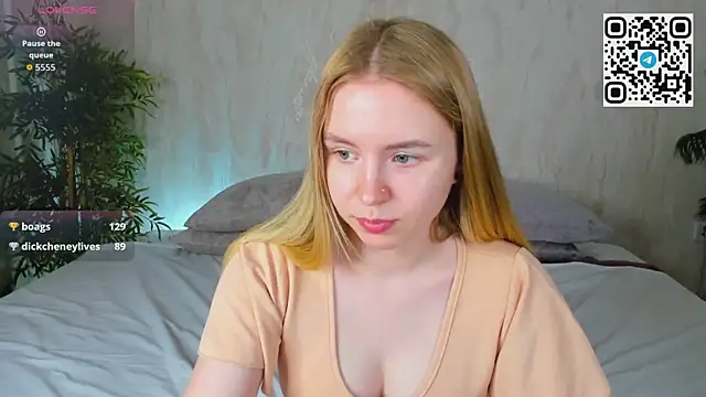 Linda__Bloom webcam