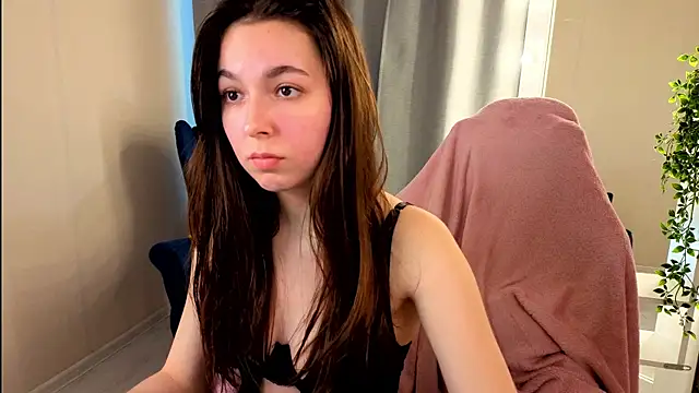 BellaThery webcam