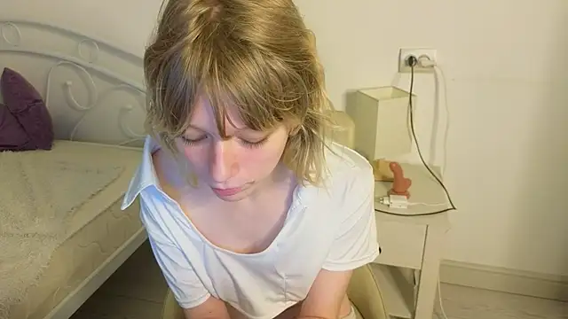 MollySally webcam