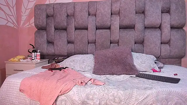 AbbyRogers1 webcam