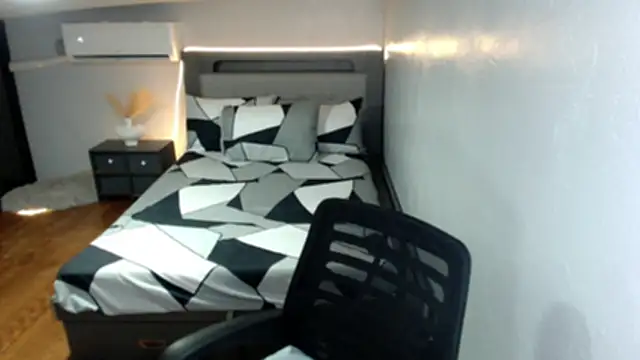 AmazingLuchie webcam