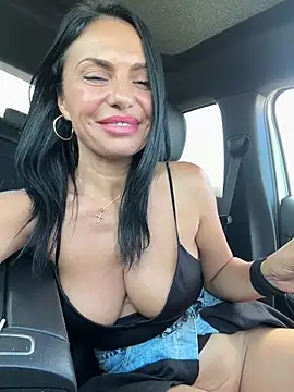 Watch KimKelly13 live on EroticFlix - High definition streams