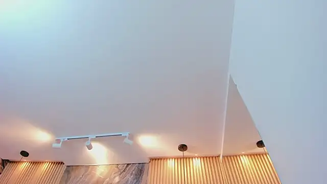 ella_harper webcam