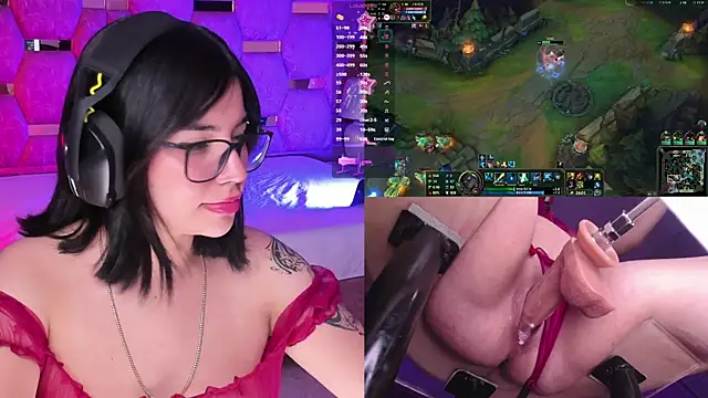 AriAddams webcam
