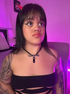 SussyRoxy_ webcam