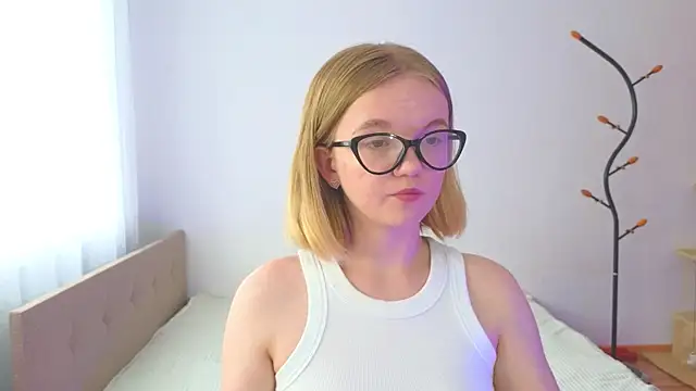 StellaBunny webcam